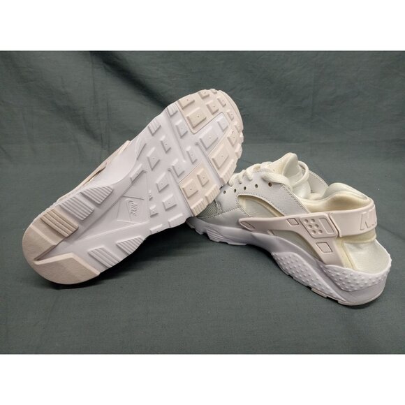 Nike Girls Air Huarache Run GS Sneakers Mesh White Platinum Size 4Y NEW NO BOX! - Picture 2 of 11